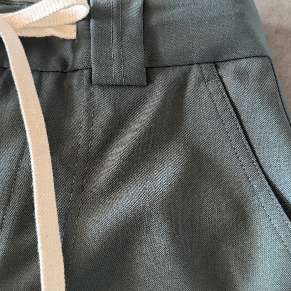 Banana Republic High-rise Wide-leg Italian Wool pants - Picture 4 of 9